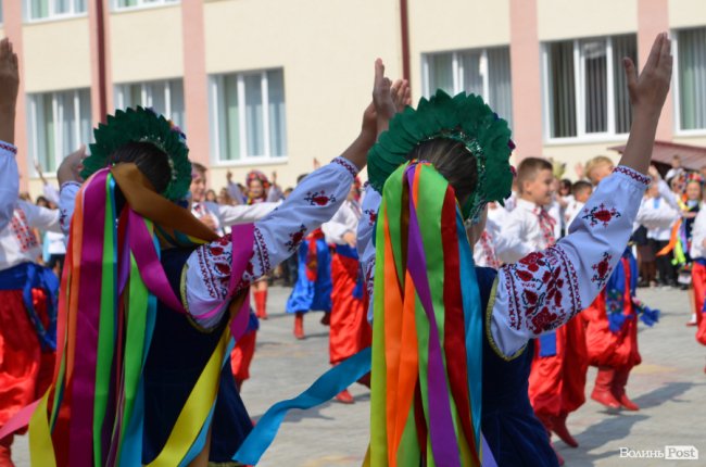 Під гаслом «Вперше»: луцька школа №27 відкрила свої двері. ФОТОРЕПОРТАЖ