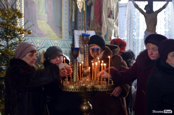 «Десантник пішов у небо»:  у Ківерцях поховали Героя Маріса Камінського