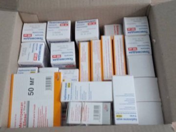 Для онкохворої малечі на Волині придбали ліки