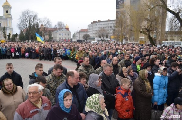 У Луцьку прощалися із двома загиблими бійцями АТО. ФОТО
