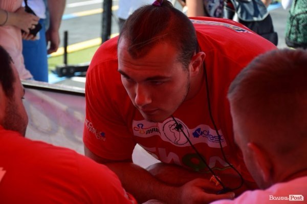 22 богатирі вражали лучан надзвичайною силою та міццю. ФОТО