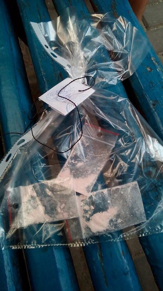 В Луцьку поліцейський «підробляв» наркодилером. ОНОВЛЕНО. ФОТО.