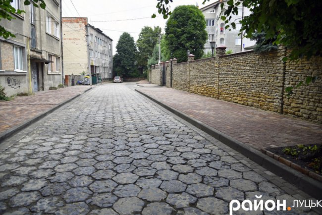Показали, як виглядає після ремонту вулиця Пушкіна в Луцьку. ФОТО*