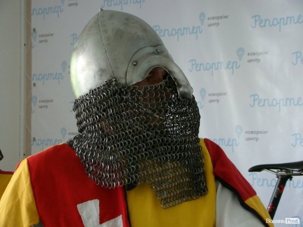 Велолицарі запрошують лучан на костюмований велопробіг. ФОТО 