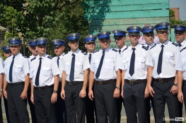 Волинській поліції передали 38 автомобілів з ЄС. ФОТО 