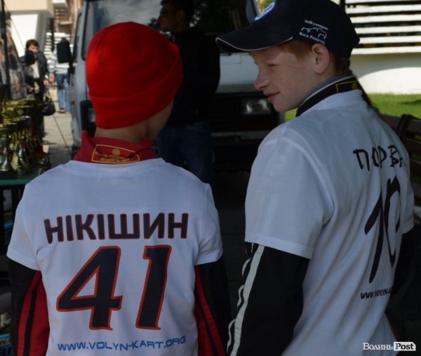 У центрі Луцька – виставка талантів зі всієї області. ФОТО 