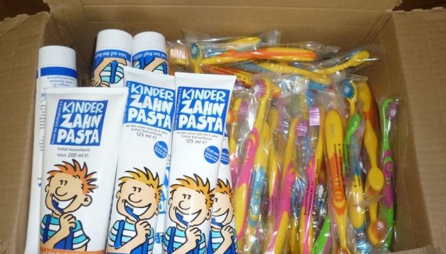 Українці Лейпцига передали допомогу дітям-сиротам на Донбасі. ФОТО