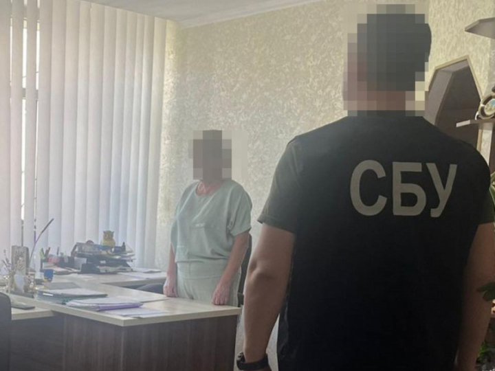 З міськради на Волині звільнили працівниць, які фігурують у справі про «схему для ухилянтів»