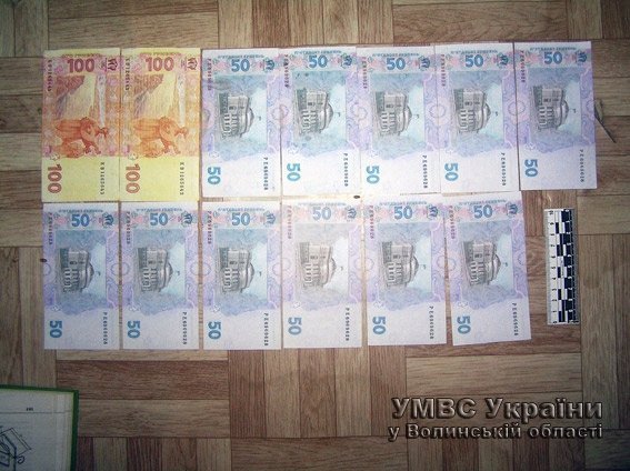 На Волині фальшивомонетник друкував гроші на звичайному принтері. ФОТО