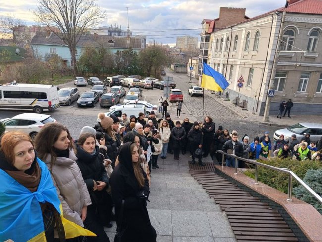 «800 мільйонів на військо»: у Луцьку відбувся марш протесту. ВІДЕО