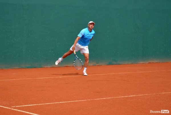 У Луцьку зібралися тенісисти-аматори. ФОТО