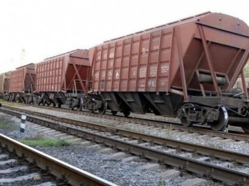 На Львівщині на колії сталася аварія: повідомили про затримку низки поїздів