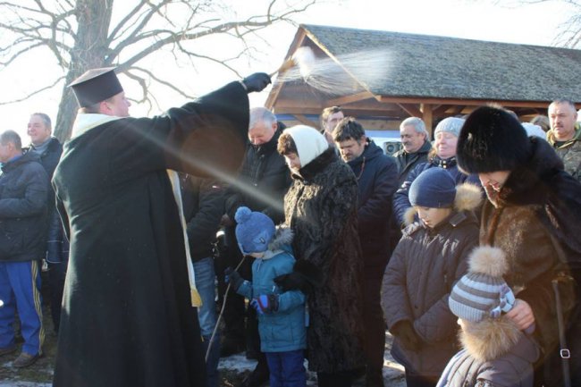 Депутат показав, як у селі на Волині Водохреще святкували