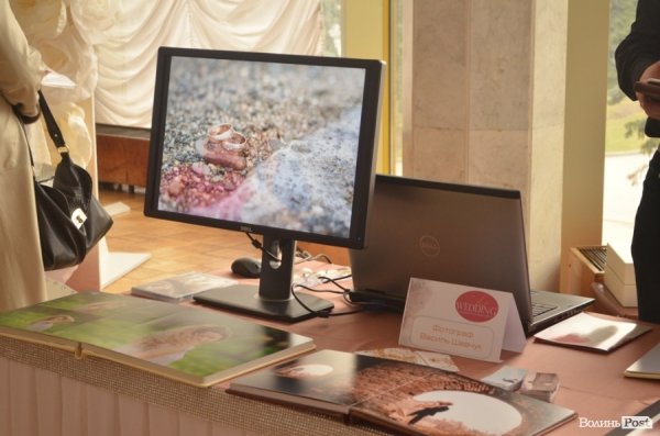 У Луцьку показали «весілля по-новому». ФОТО