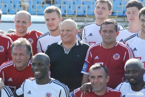 Матч поколінь в Луцьку: ветерани «Волині» проти сучасників. ФОТО