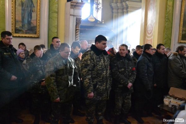 Лучани провели в останню путь бійця Нацгвардії. ФОТО