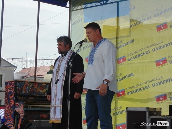 Народне віче у Луцьку. ФОТО