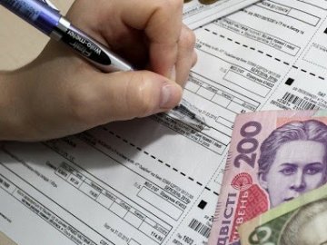 Чекали більше двох годин: у Луцьку – черги через переоформлення субсидій