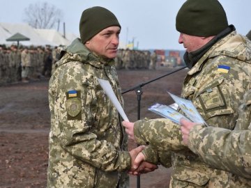 Нагороди та подяки: закінчились навчальні збори бійців-резервістів