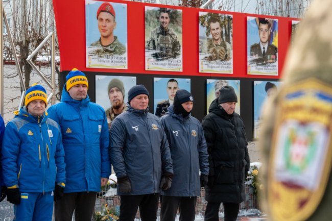 На Волині урочисто підняли Олімпійський прапор