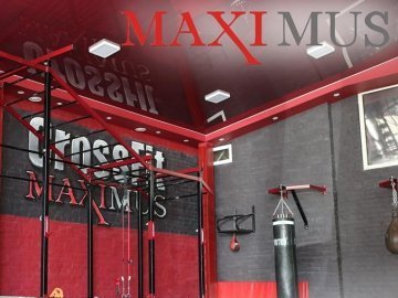 Луцький фітнес-центр обирає «красуню» та «красеня»