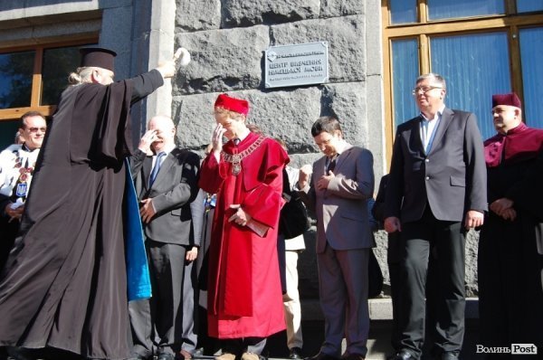 У Луцьку – посвята в студенти «європейського» вишу. ФОТО