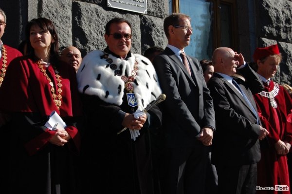 У Луцьку – посвята в студенти «європейського» вишу. ФОТО