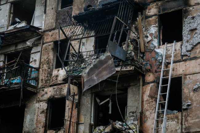 Внаслідок удару окупантів по Кривому Рогу загинули 11 людей. ФОТО. ОНОВЛЕНО