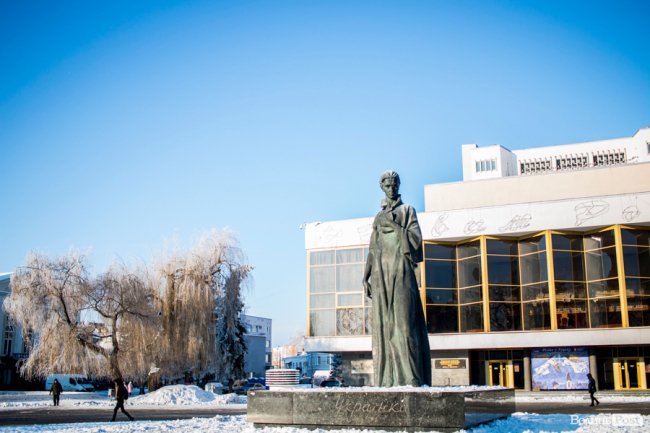 Луцьк – у кришталевій паморозі: казкові світлини різдвяного ранку. ФОТО