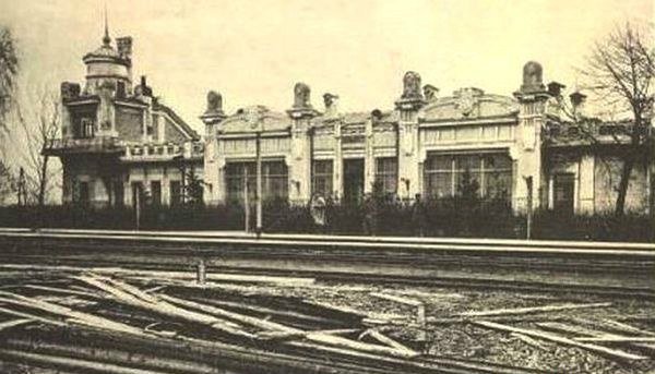 ТОП-10 історичних вокзалів Волині у світлинах. ФОТО