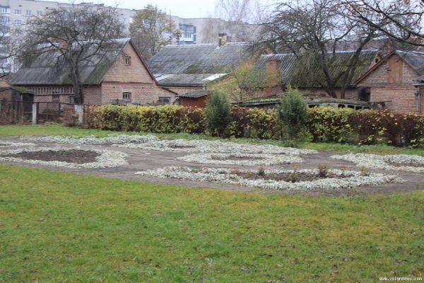 Дитсадок в Луцьку, як прохідний двір. ФОТО