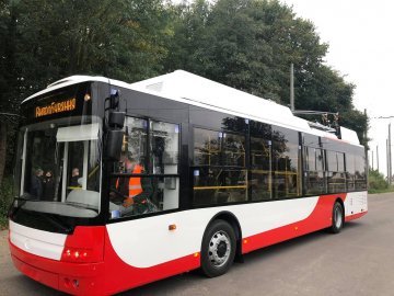 У Луцьку на маршрути вийшли ще вісім нових тролейбусів