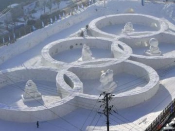 На Олімпіаді заборонили продавати російську символіку