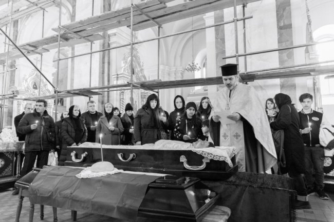 У Луцьку попрощалися із Захисником Максимом Омельчуком