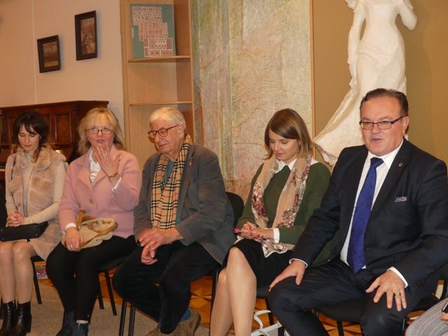 Відомий британський режисер вивчатиме життя і творчість Лесі Українки, щоб зняти фільм