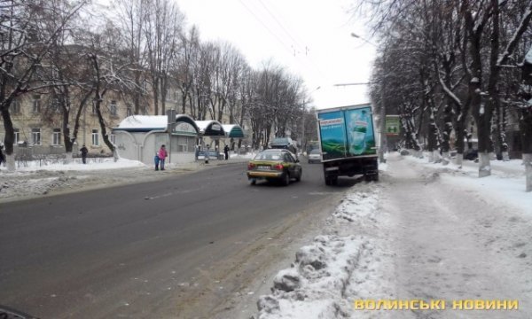 У Луцьку не розминулися позашляховик та мінівен