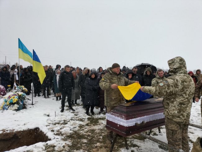На Волині провели в останню путь Героя Юрія Чонку