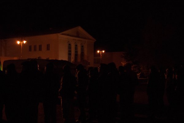 Фото нічного бунту в Луцьку