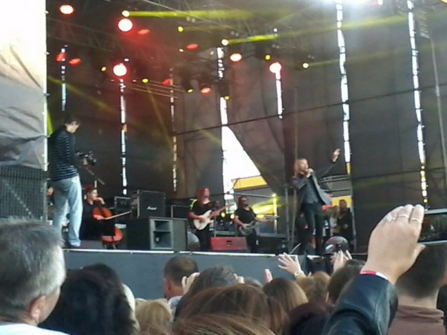 Як атовці відпочивали на концерті Винника в Луцьку. ФОТО