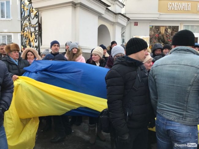 У Луцьк приїхав Петро Порошенко. ФОТО