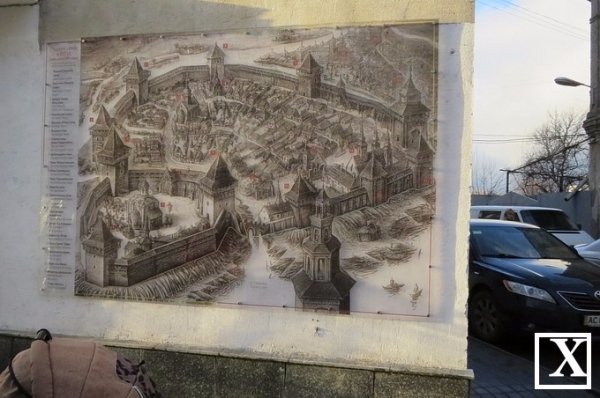 У Луцьку з’явилася велика настінна панорама замку XVI століття. ФОТО.