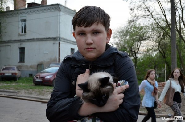 Як горіла 16-поверхівка в центрі Луцька. ФОТО. ВІДЕО