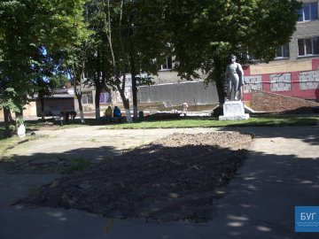 У Нововолинську пограбували майбутній супермаркет