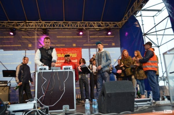 Під Луцьком визначили переможця з дрег-рейсінгу. ФОТО