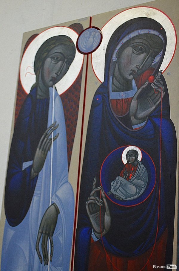 У Луцьку - вражаюча виставка ікон. ФОТО