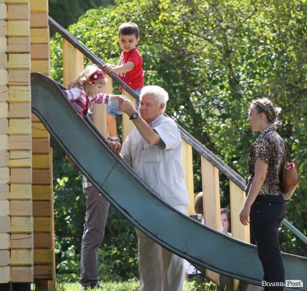 День міста: лучани  на природі. ФОТО