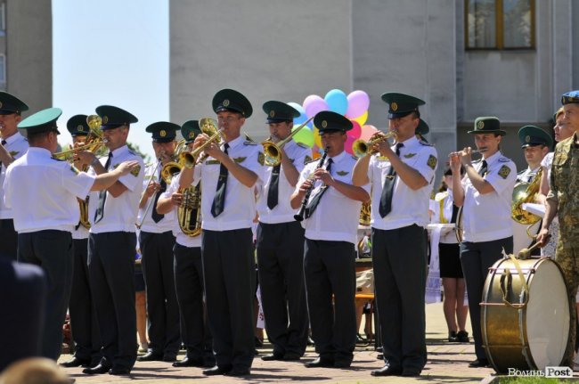 Фото випускного у військовому ліцеї в Луцьку