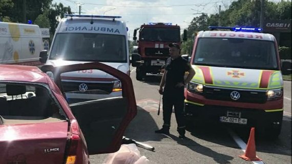 У Струмівці сталася ДТП: постраждало 7 людей. ФОТО