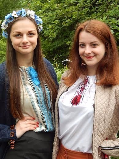 В Академії відбувся флешмоб «Вишиванка єднає українців». ФОТО