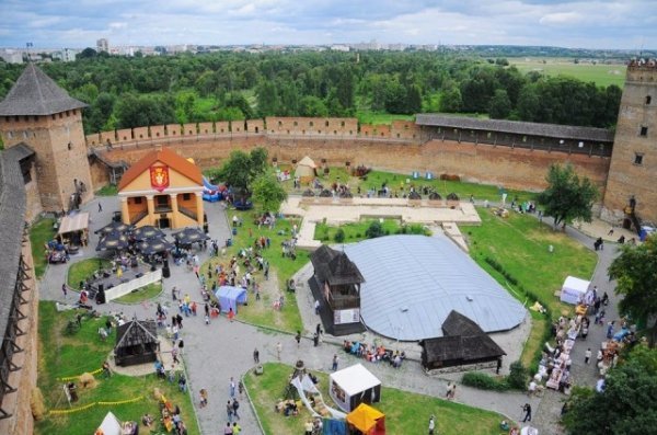 Луцький фотограф вперше для себе «відкрив» вежу міста. ФОТО